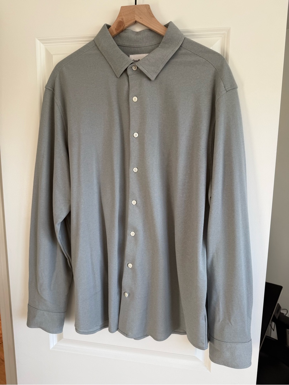 Goodfellow & Co Men’s Light Gray Button-Down Shirt
